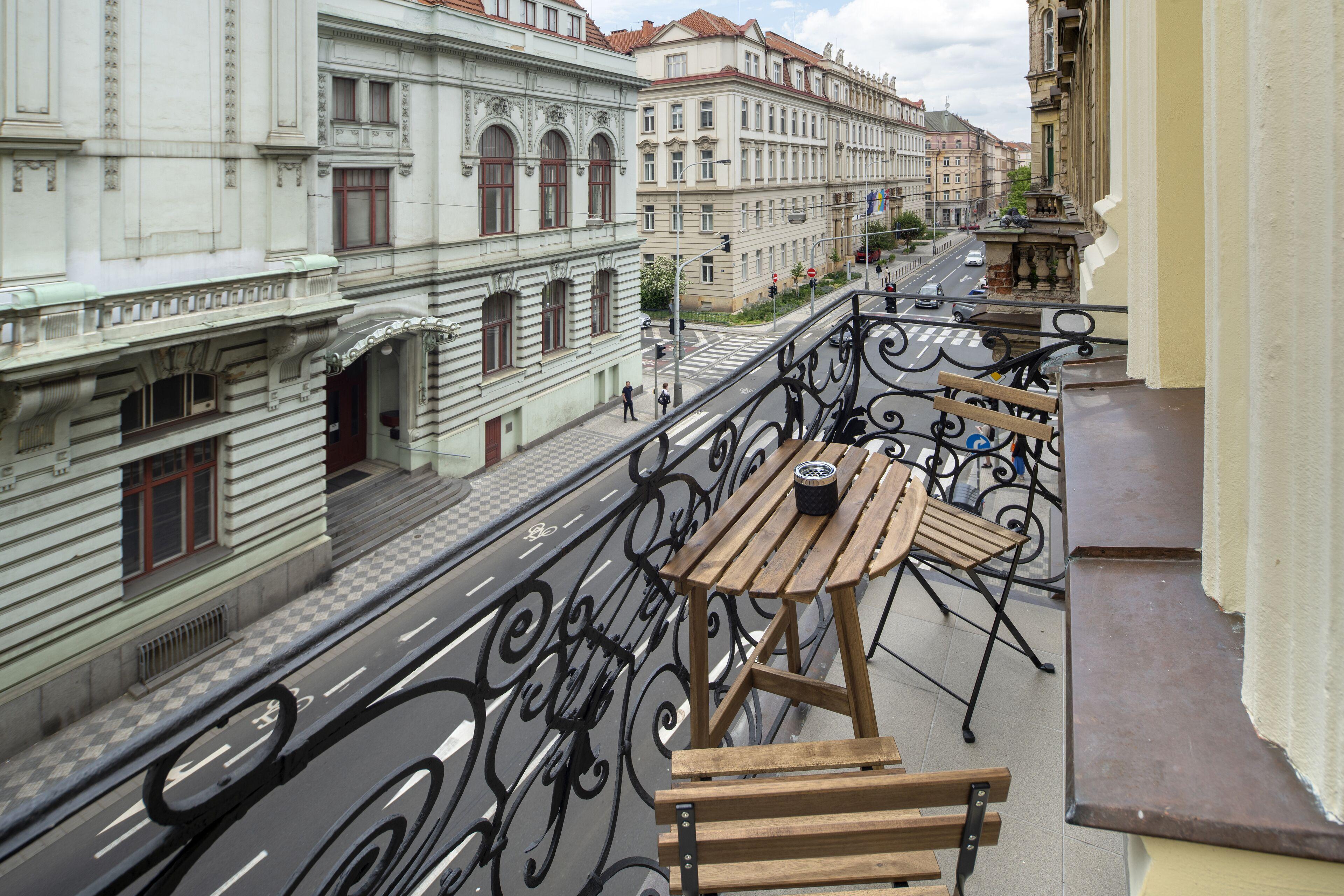 Downtown - Apart Hotel Zborovska, Prague
